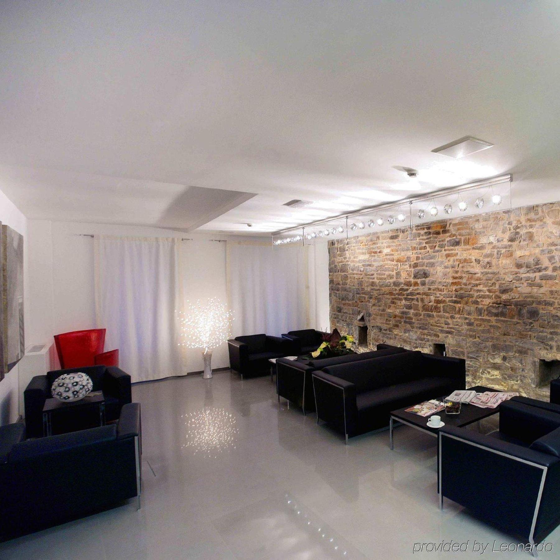 Urban Design Hotel